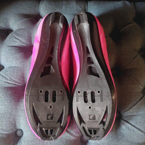 Louis Garneau Peloton Women's Cycling Shoes Pink/Ruby EU 41 US 9.5 - Picture 2 of 5